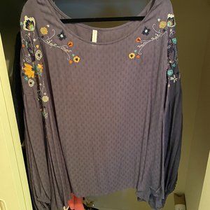 Xhilaration Batwing Plus Size Top